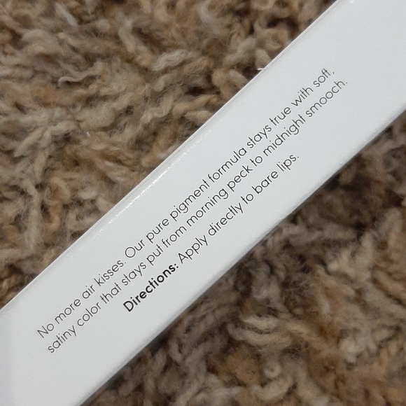 Laura Gellar Lip Color - Picture 7 of 11